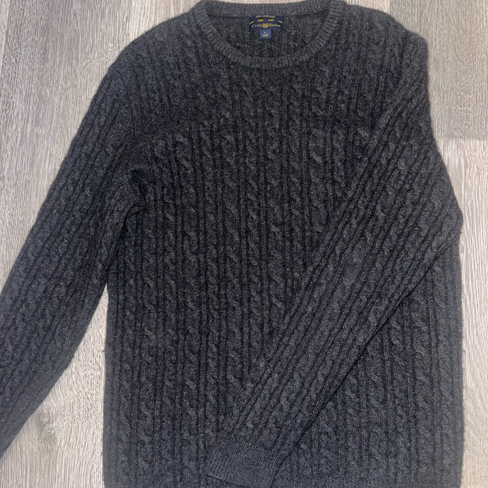 Men's Gray Cable Knit 100% cashmere Sweater